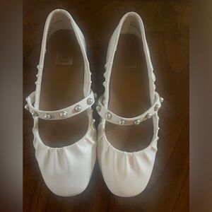 Girls Size 2. DV by dolce vita. Worn once for indoor school concert.